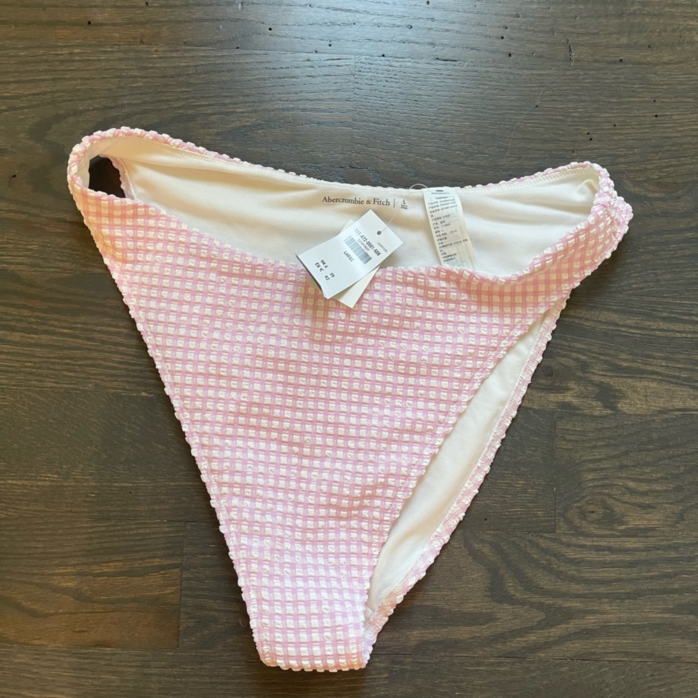 NWT Abercrombie mid rise swimsuit bottom in light pink seersucker